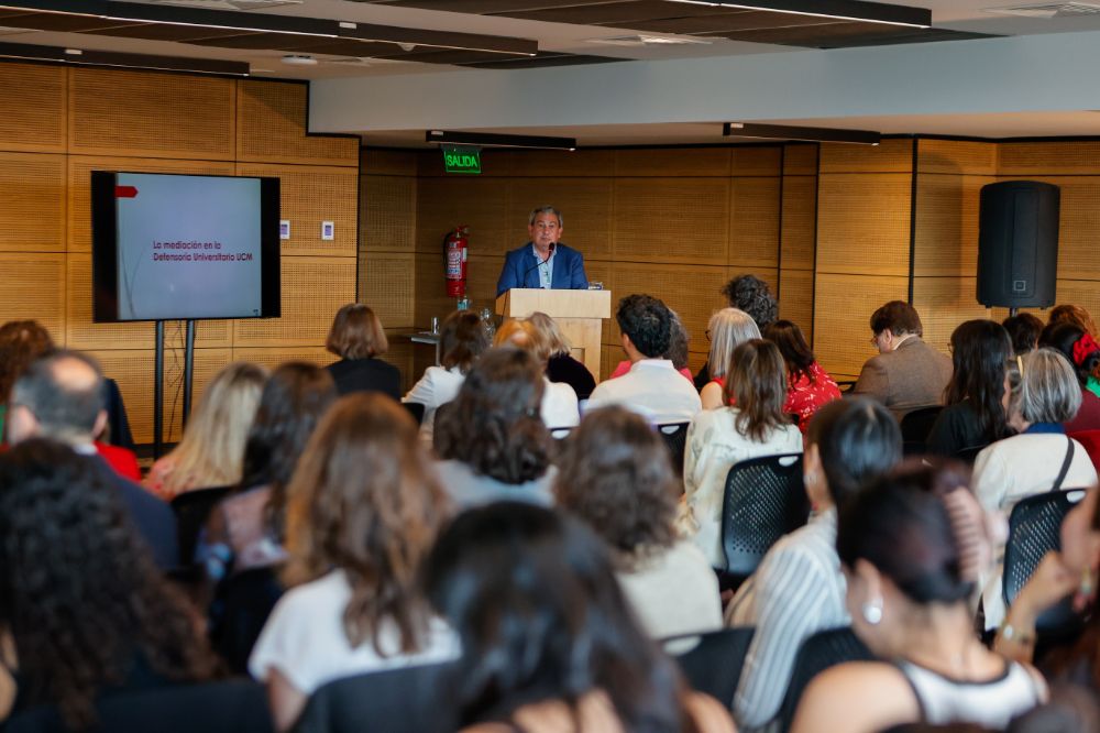 Defensor Universitario UCM