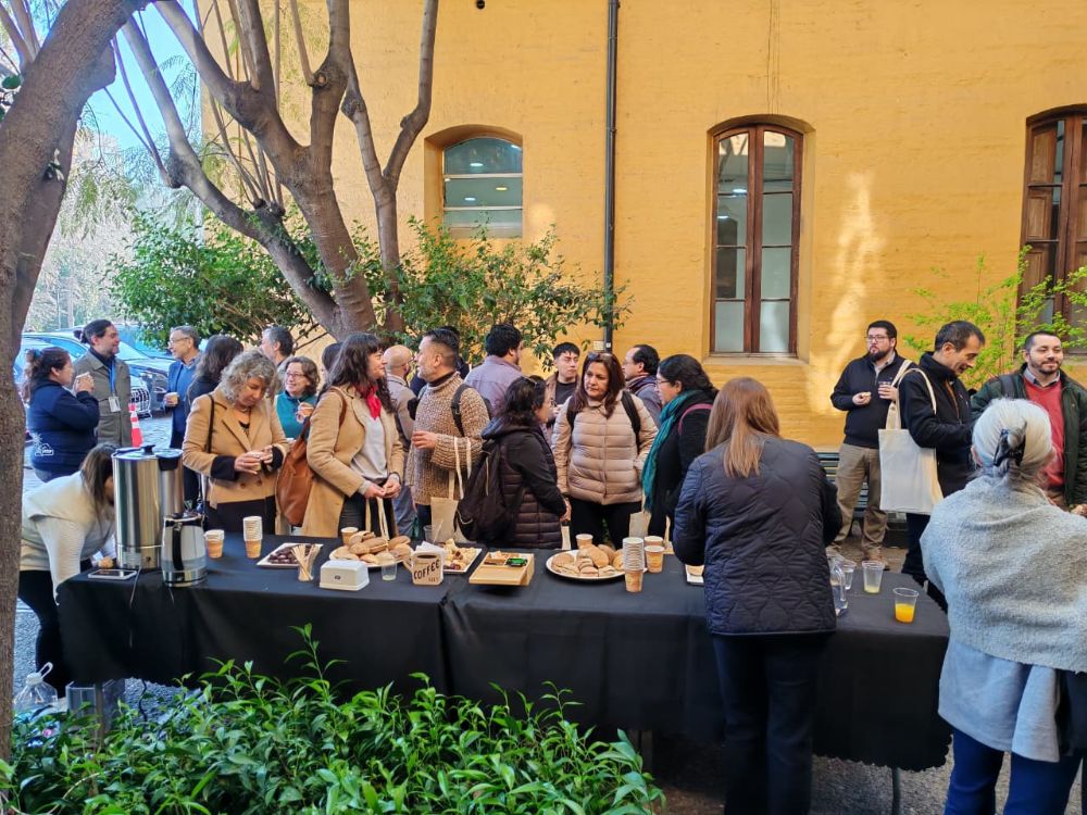 La jornada cerró con un Coffe para seguir compartiendo ideas y fortalecer redes académicas.