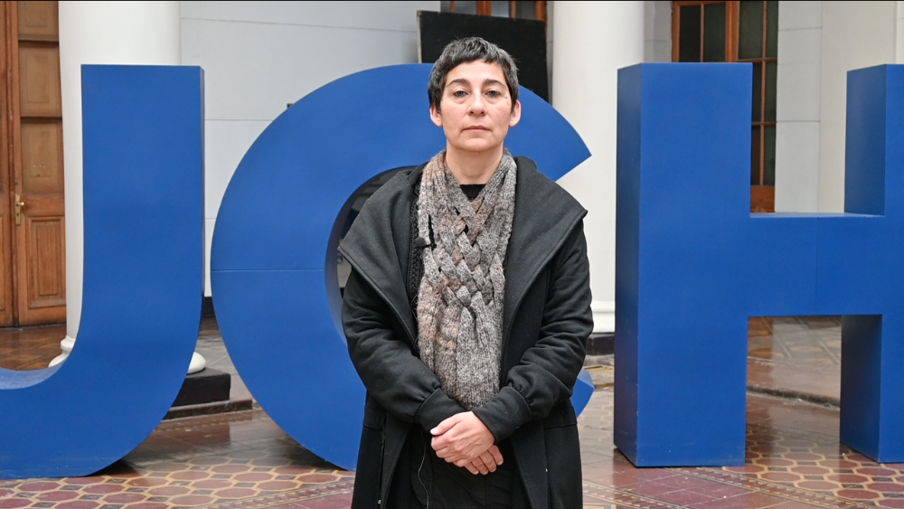 Alejandra Araya, directora del Archivo Central Andrés Bello de la Universidad de Chile.