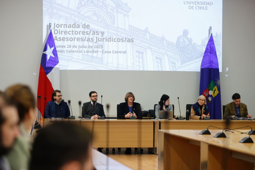 En Casa Central se realizó el encuentro de asesores jurídico