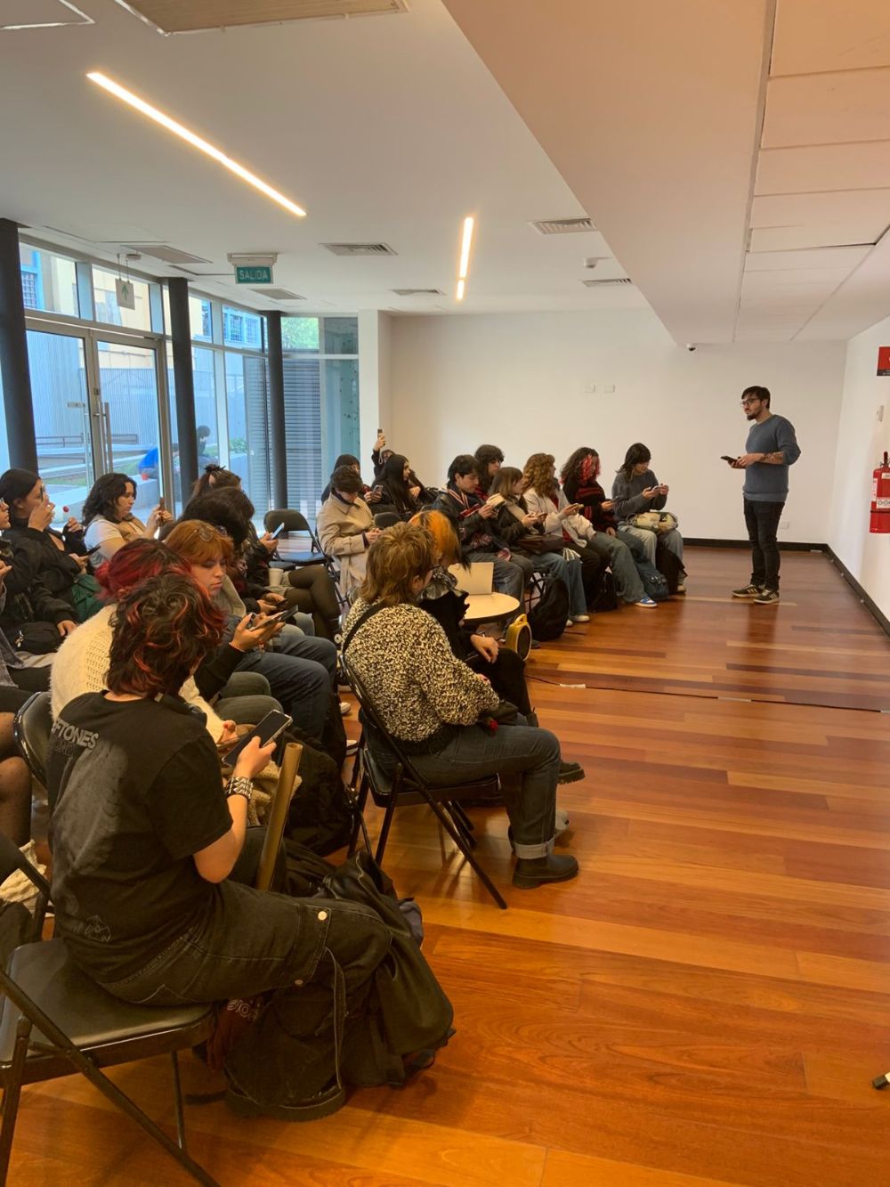 Taller “Conviviendo en la U: encuentro, cuidado y comunidad”