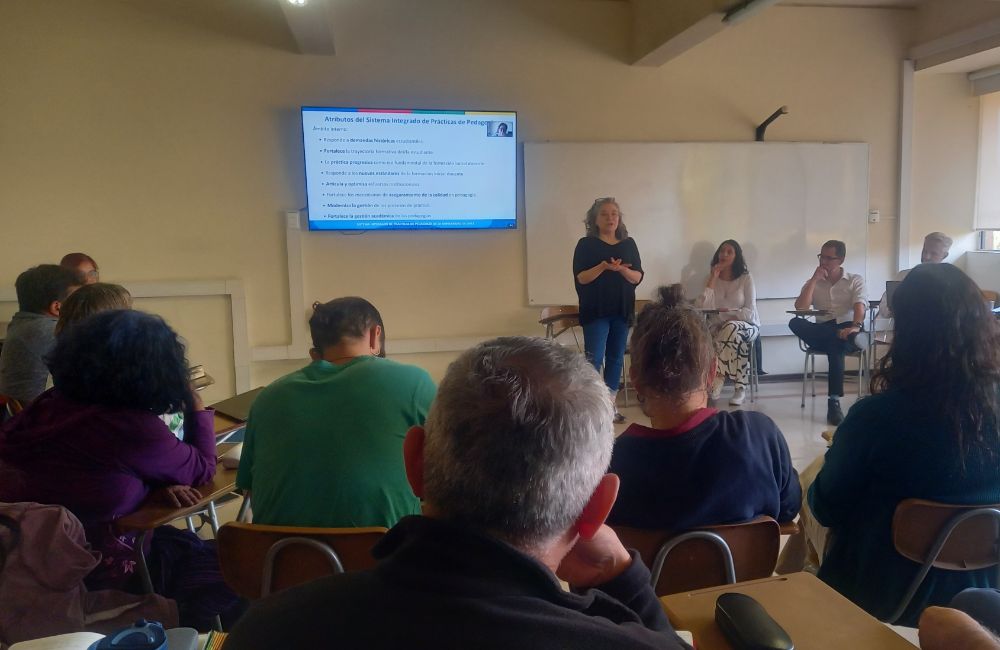 El 2 de abril se presentó el Sistema Integrado de Prácticas al claustro del Dpto. de Educación de la Facultad de Ciencias Sociales.