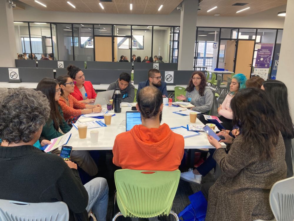 El encuentro fue desarrollado en el marco del Proyecto de Articulación de los Procesos de Práctica Pedagógica, más conocido como "FADoP Pedagogías".