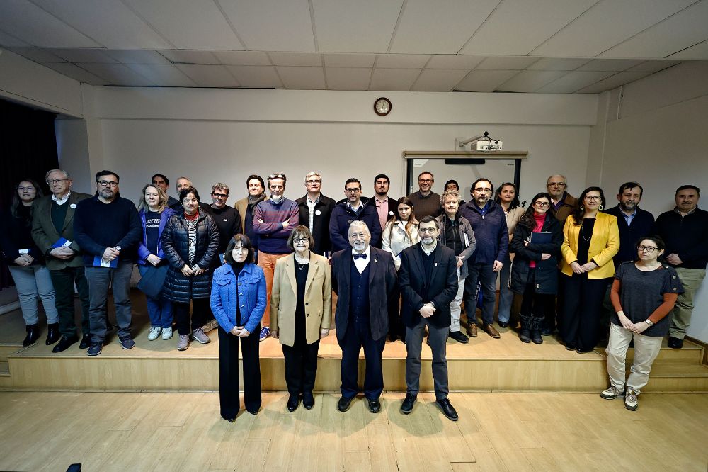 Entre 2018 y 2023, la Universidad ha fortalecido y transversalizado su sistema interno de aseguramiento de la calidad, que abarca la autoevaluación institucional, la evaluación académica y la calificación académica y funcionaria, así como la acreditación de la calidad de los programas de pregrado y postgrado. 