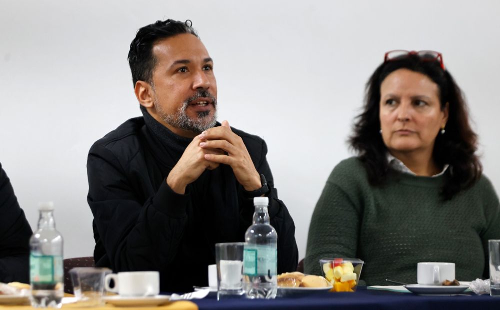 En la reunión la prorrectora destacó que el INTA, tiene “sus cuatro programas de magíster acreditados, así como los tres doctorados en los que participa. Asimismo, valoró la existencia de los comités de bioética y ética que revisan la investigación y aseguran su idoneidad”. 