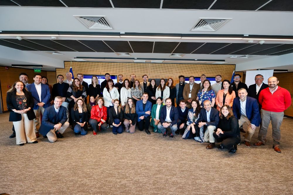 Integrantes de la comunidad de Providencia se reunieron este miércoles en VM20 para preparar el evento Puentes de Encuentro Providencia.