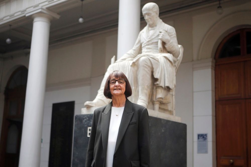 Rosa Devés, rectora de la Universidad de Chile. 