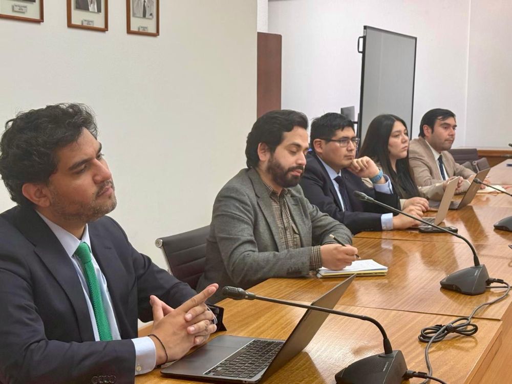 El equipo de la Vicerrectoria de Asuntos Estudiantiles y Comunitarios (VAEC), liderado por Gustavo Fuentes Gajardo, abogado y jefe de gabinete VAEC.