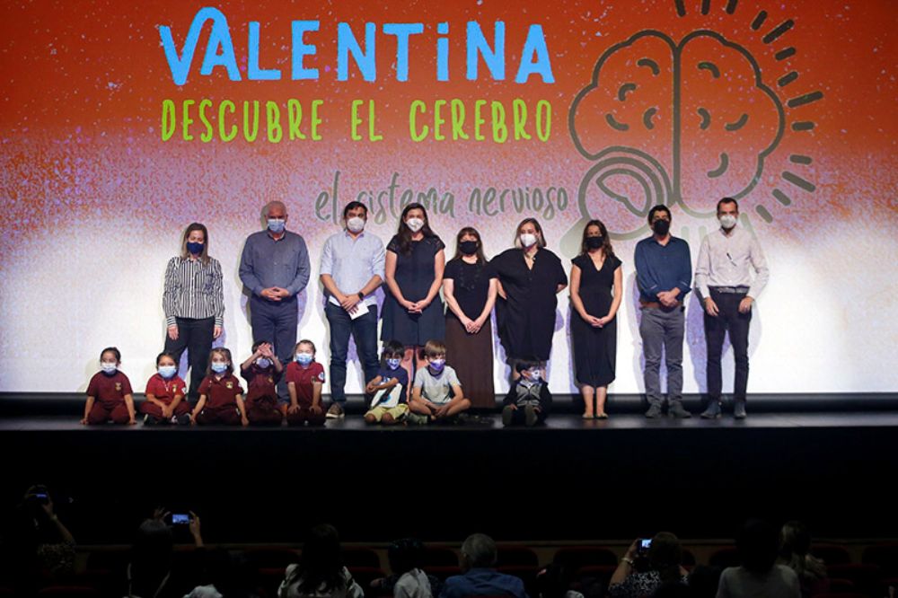 La propuesta que une al arte y la ciencia fue estrenada este martes 5 de abril en el Teatro Nescafé de las Artes.