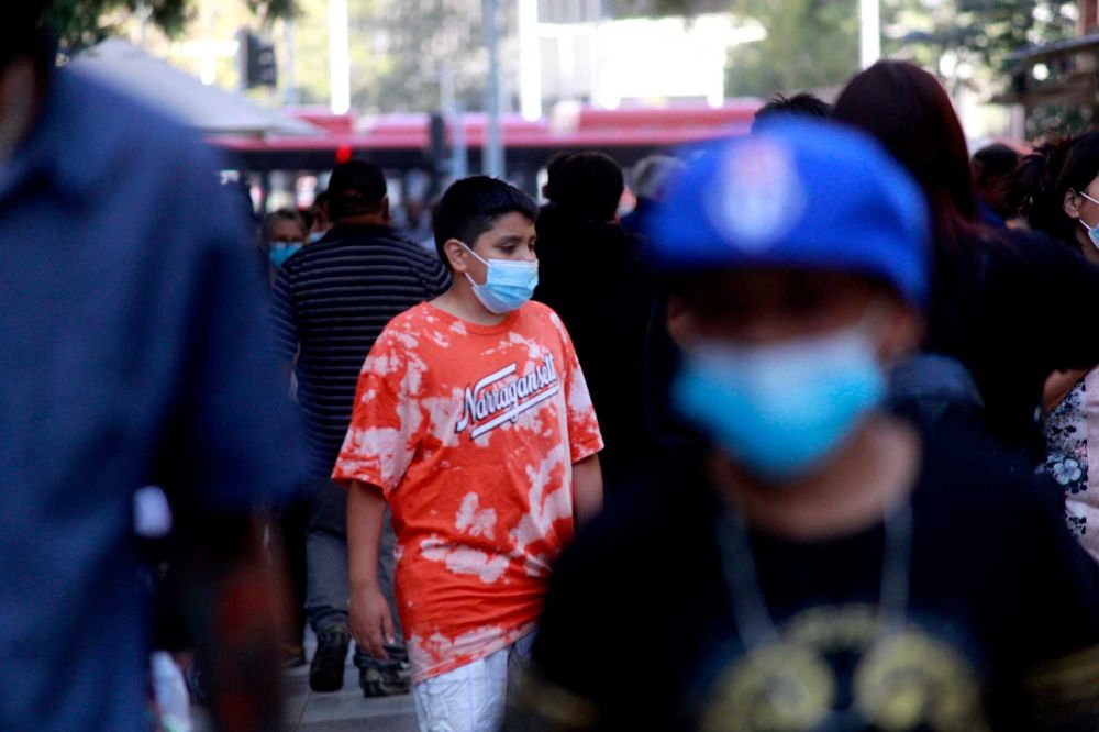 El Índice se compone de cuatro dimensiones: salud, socioeconómica, entorno educacional y comunal.