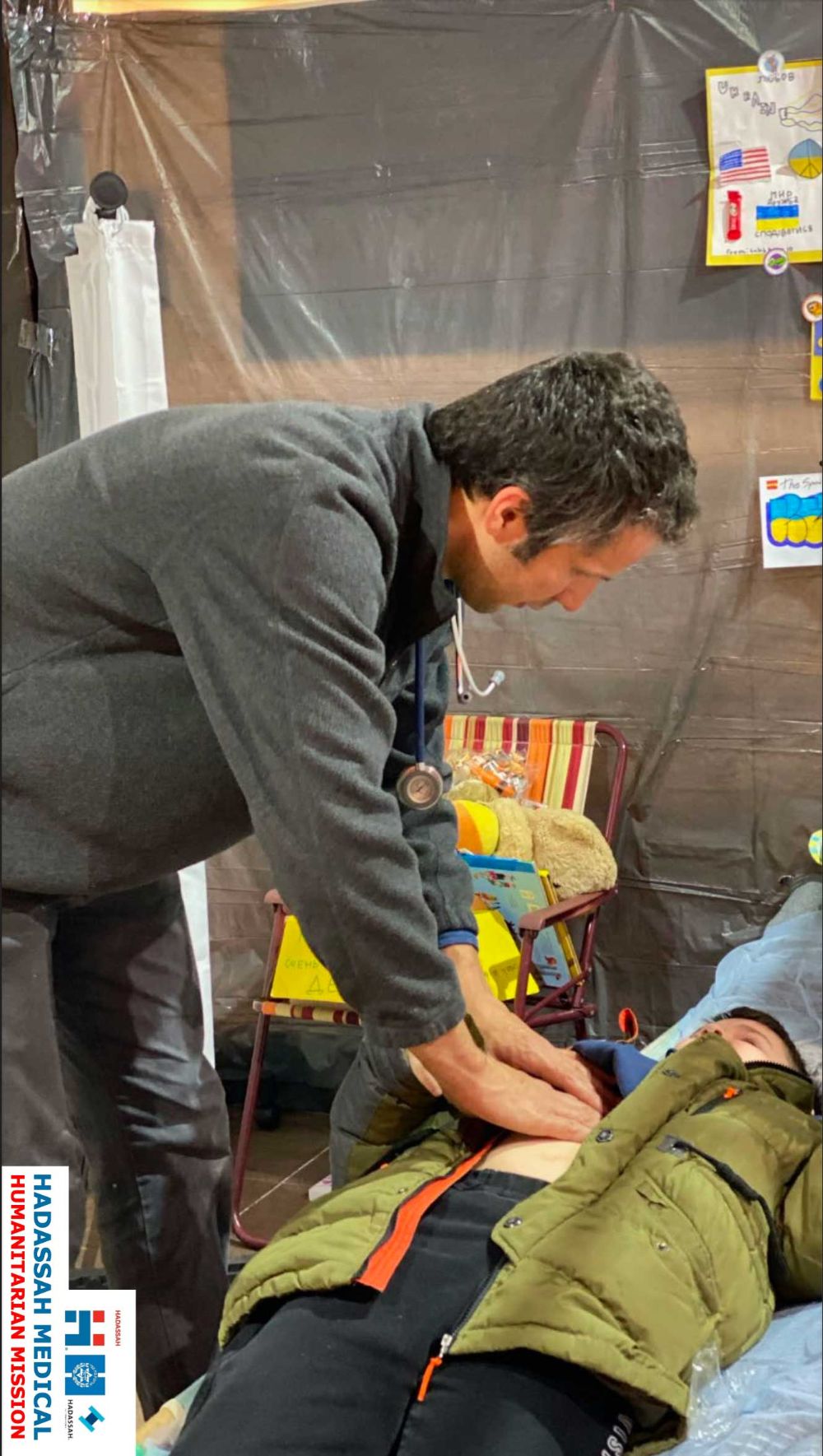 La delegación se sumará a un grupo del Hospital de Hadassah de Israel llamado “Misión Médica de Emergencia de Hadassah”, que trabaja en la zona fronteriza desde el pasado 7 de marzo.