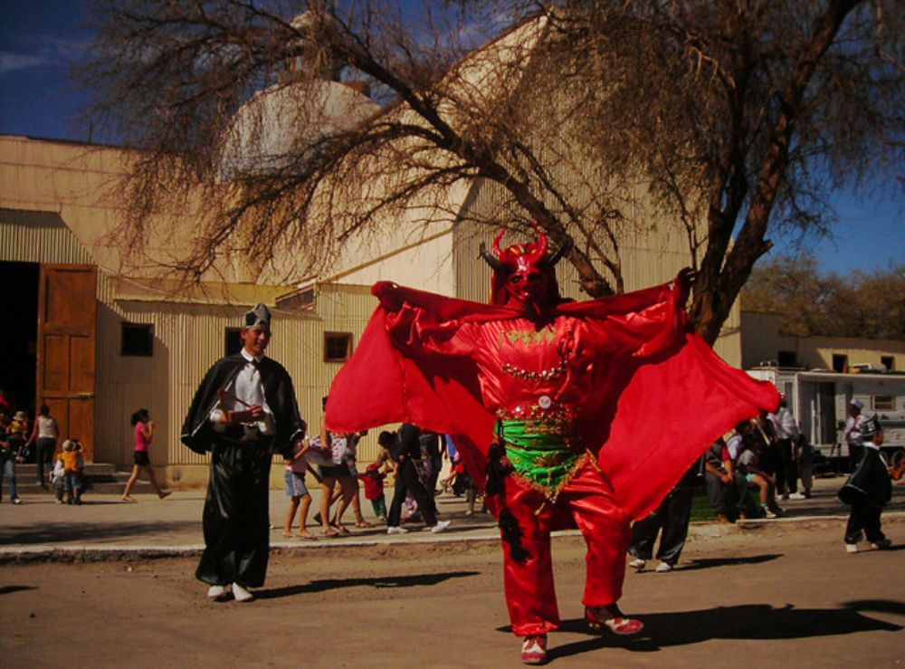 El patrimonio está en constante puesta en valor debido a que, por su definición desde las subjetividades, está en constante cuestionamiento y lo que genera puede modificarse dinámicamente con el paso del tiempo.
