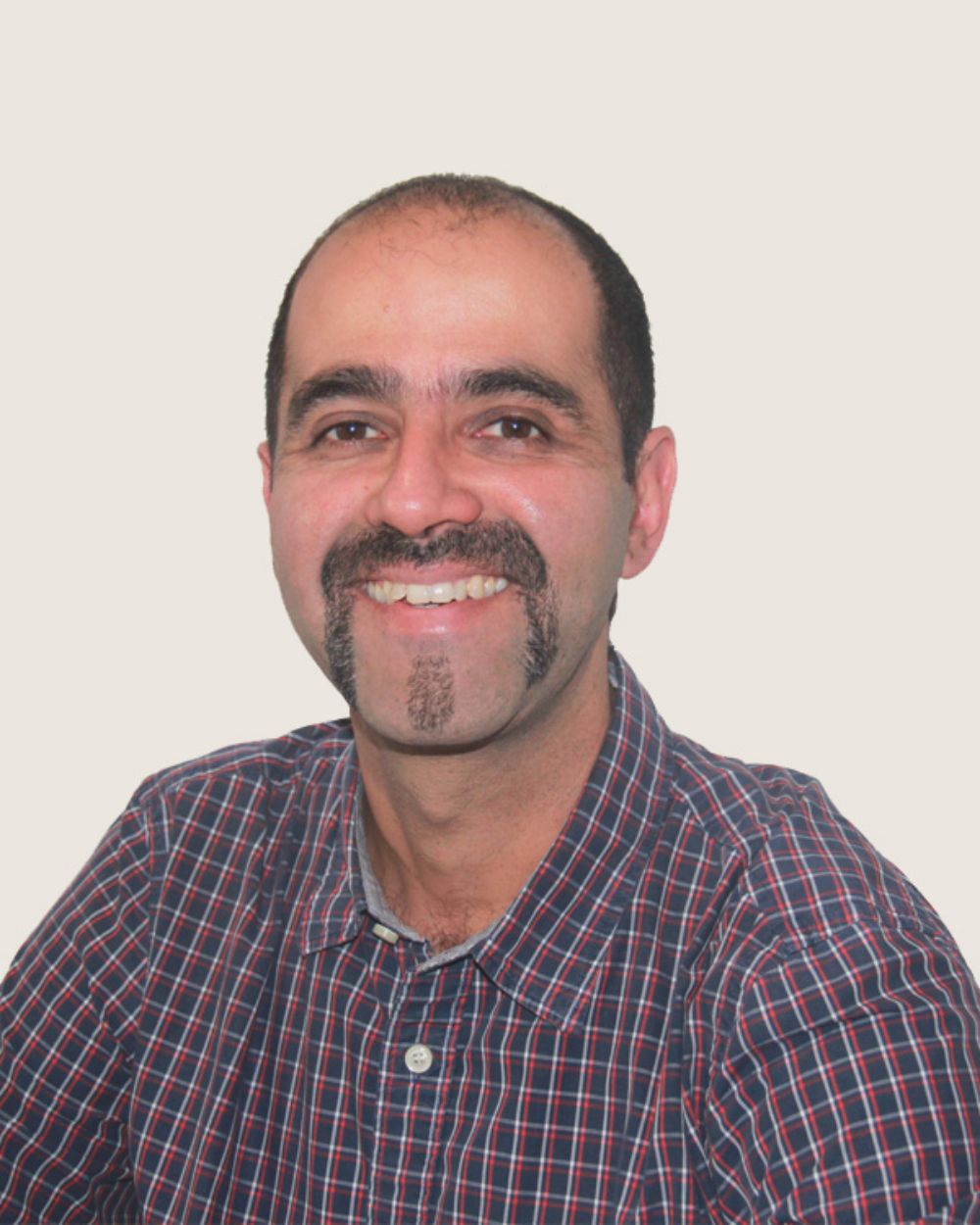 El investigador de la Universidad de Chile y del Instituto de Ecología y Biodiversidad (IEB), Jorge Pérez Quezada, lideró el estudio. 