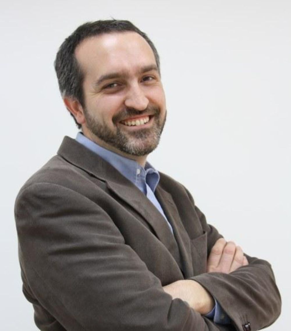 "No es bueno calentar materia, es mejor llegar con la mente descansada, para que la memoria de trabajo, es decir, aquella memoria de corto plazo, que nos permite integrar información nueva con los conocimientos previos, funcione a toda su capacidad”, explica el investigador, Juan Cristóbal Castro-Alonso.