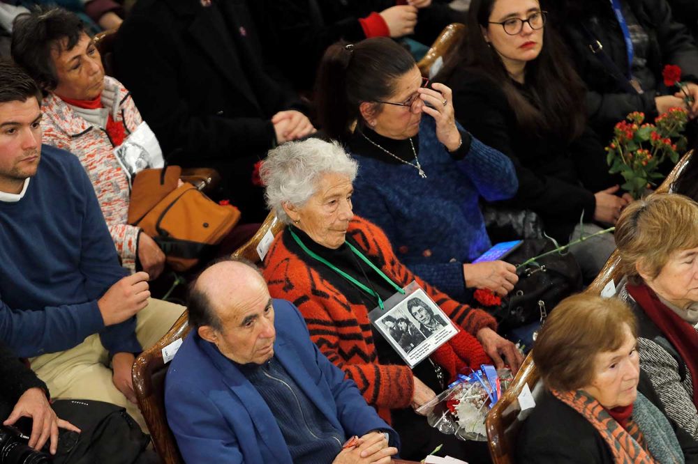 El Día de los Derechos Humanos y la Memoria está instituído oficialmente por la Universidad de Chile. 