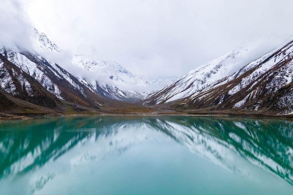 Tras las intensas lluvias de este invierno, el agua en los embalses supera a lo que había en septiembre de 2022, pero que aún es bajo respecto al índice histórico.