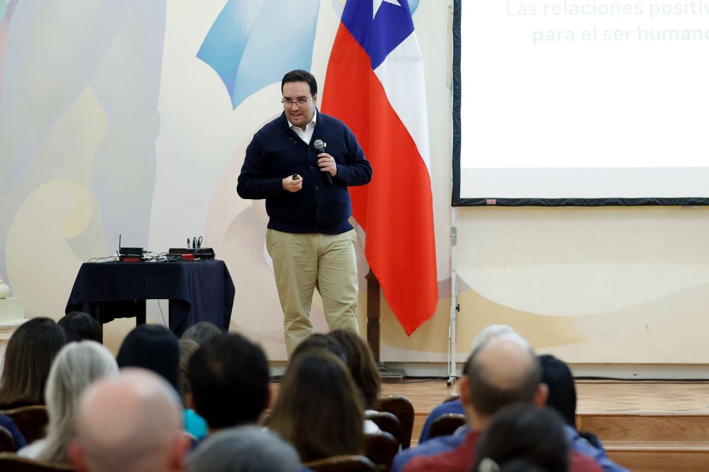 Sebastián García, egresado de la Facultad de Economía y Negocios