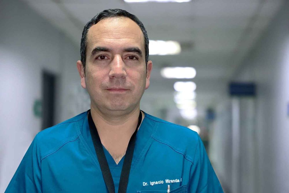 “Es normal que una persona tenga un disconfort en la menstruación, pero no es normal que genera un cambio en su calidad de vida. Si uno pregunta a una persona ‘¿de 0 a 10, cuánto duele?’ Más o menos de 8, 9 o incluso 10", explica el Doctor Ignacio Miranda, especialista en endometriosis y cirugía ginecológica del HCUCH.