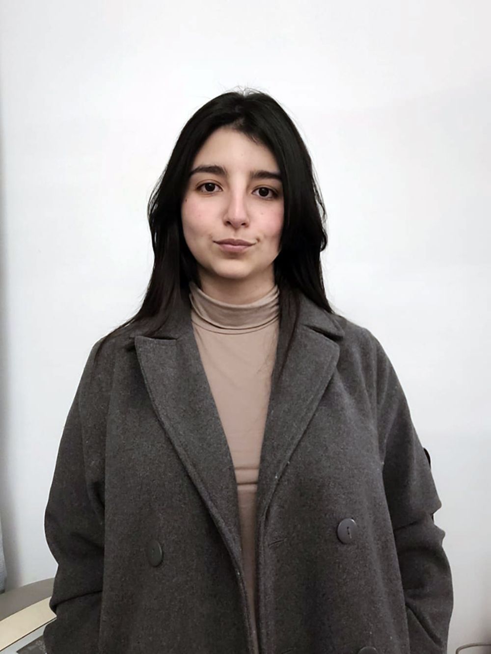 "La matronería hoy día ha desbordado lo que fue en su inicio, enfocado solamente a la obstetricia en mujeres. Actualmente su rol está en el ciclo vital de la sociedad en sí”, asegura María José Cornejo académica del Departamento de Promoción de la Mujer y el recién nacido.