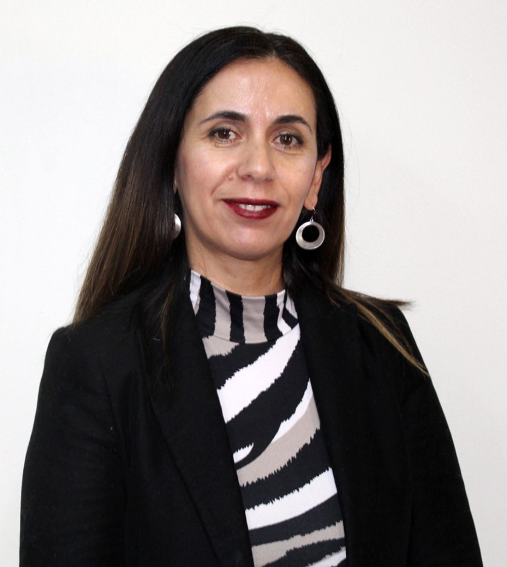 “Tenemos una responsabilidad en el ejercicio de los derechos sexuales y reproductivos. Finalmente son derechos humanos de las personas, a través de una carrera que se enfoca en la salud”, añade Jovita Ortiz, Directora del Departamento de Promoción de Salud de la Mujer y del recién nacido. 