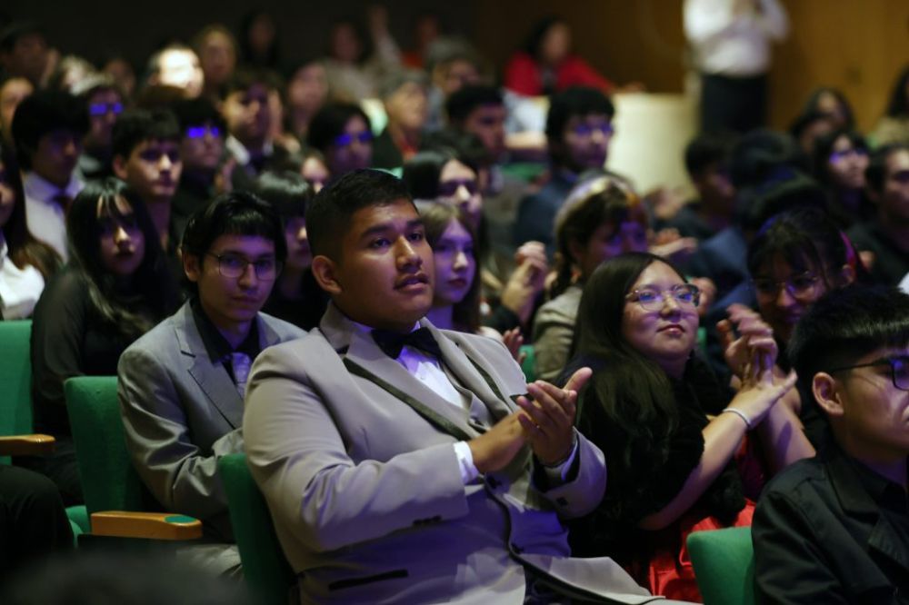 La EDT trabaja con estudiantes de establecimientos públicos, subvencionados y de la educación técnico-profesional para disminuir las brechas de acceso a la educación superior. 