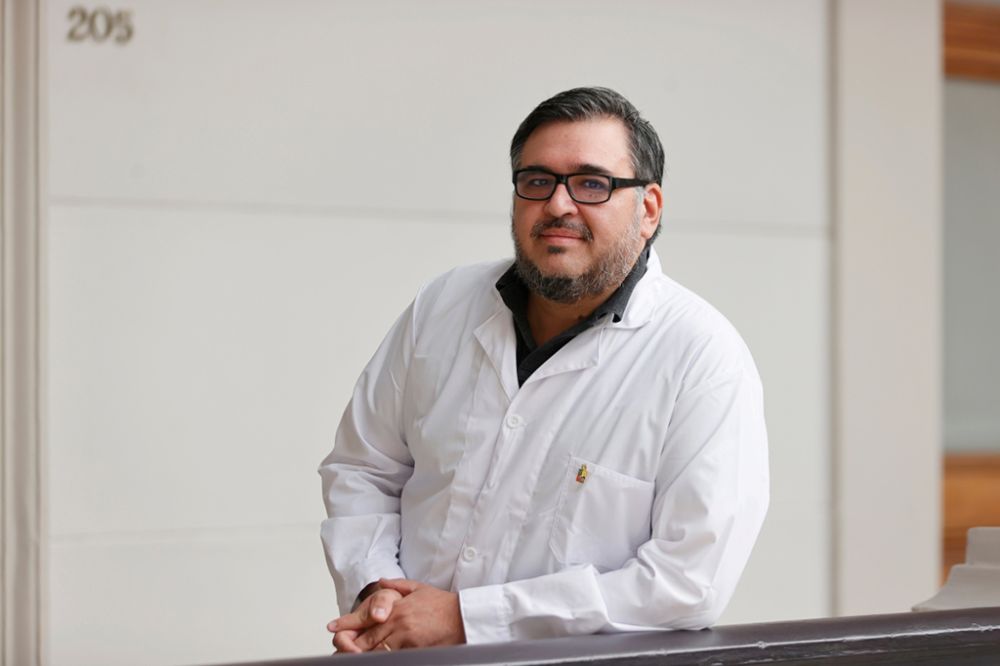 "La intención es seguir ofreciendo este tipo de oportunidades a estudiantes interesados en la investigación", señaló el profesor Víctor Neira.