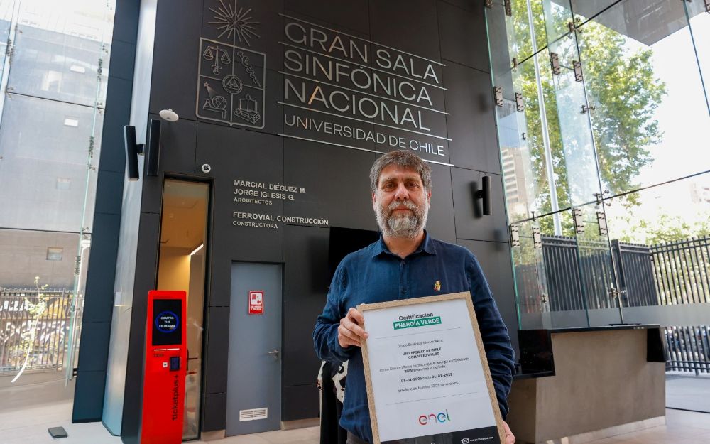 "La certificación constituye un reconocimiento significativo para el Complejo VM20 y para la Universidad de Chile, pues confirma nuestro compromiso de minimización del impacto ambiental y social", explica Jimmy González, administrador de VM20.
