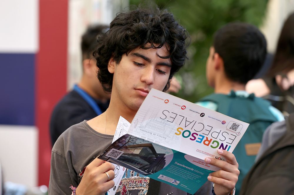 Los resultados del proceso de postulaciones se conocerán el 16 de enero al mediodía, mientras que las matrículas en la U. de Chile serán a partir del 17 de enero en Casa Central.