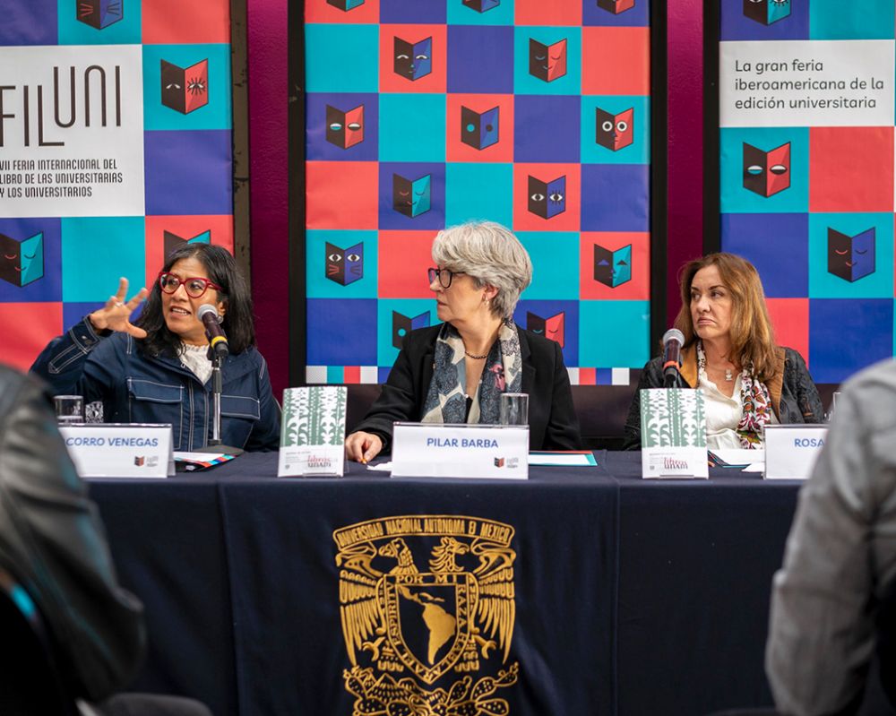  La vicerrectora Pilar Barba representó a la Universidad de Chile en este puntapié inicial de la feria del libro universitario más grande de Iberoamérica.