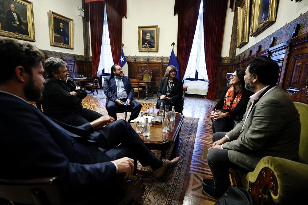 El 1º Encuentro de Juventudes de América Latina y El Caribe en Energía, explicó la profesora Dorotea López, será “una mañana donde los jóvenes se reunirán buscando soluciones de integración”. 