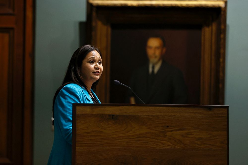 Conscientes de nuestro rol estratégico y sustantivo en el quehacer de la Universidad de Chile, hemos querido avanzar en una agenda que favorezca una mayor proyección de nuestro trabajo", señaló la profesora Verónica Figueroa Huencho, presidenta del CEv.