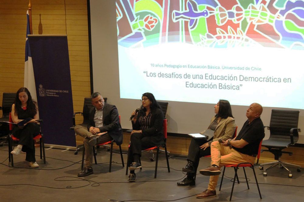 Universidad de Chile celebró una década de la creación de la carrera de Pedagogía en Educación Básica