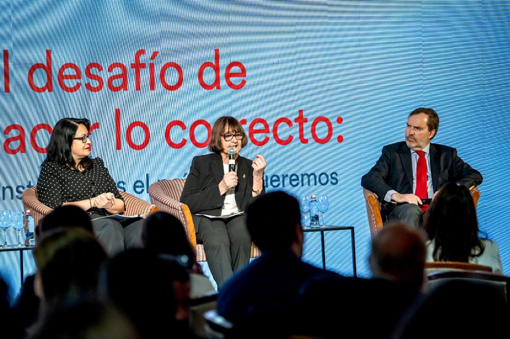 La Unión Social de Empresarios Cristianos (USEC) se propone con este foro reflexionar de manera colectiva en cómo construir un Chile más justo, próspero y humano.