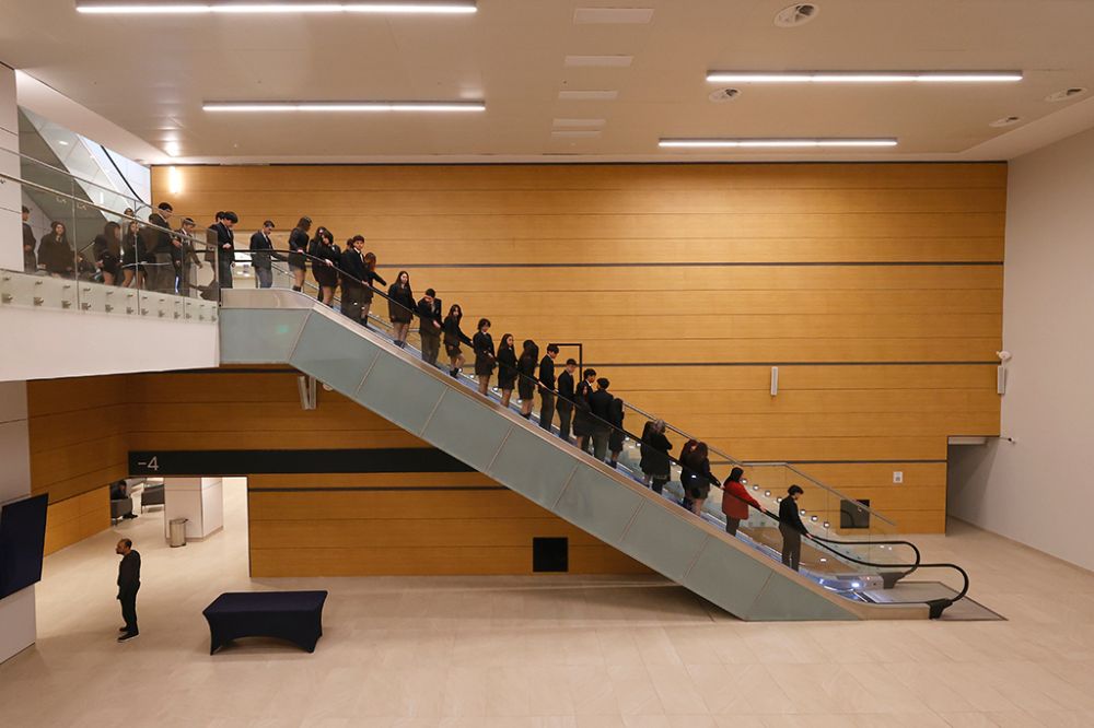 En total, asistieron a la Gran Sala Sinfónica Nacional 180 estudiantes pertenecientes a la FOJI y 250 de diferentes colegios.