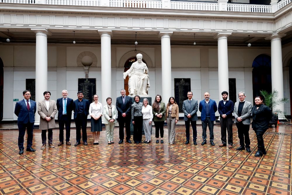  Esta firma tiene como propósito alinear las diversas iniciativas de cooperación en investigación, intercambio y formación doctoral entre ambas instituciones.