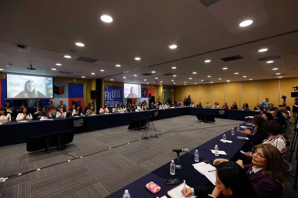 El encuentro se realizó el pasado jueves 28 de agosto en el marco de la VII Feria Internacional del Libro de las Universitarias y los Universitarios (FILUNI).