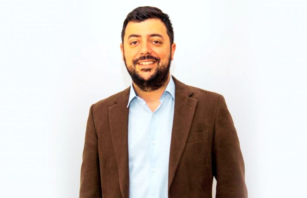 Ezio Costa, Académico de la Facultad de Derecho y director ejecutivo de la ONG FIMA.