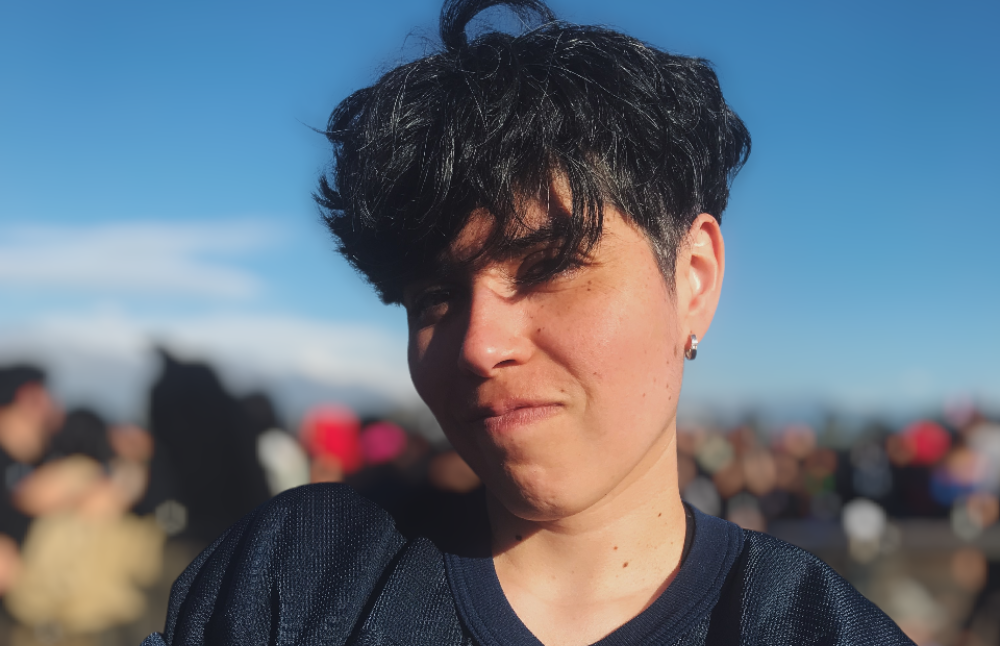 El proyecto “Modificación de materiales para la construcción placas armónicas de guitarras clásicas a partir de métodos de fabricación digital: Propuesta de luthería sostenible frente al cambio climático”, es desarrollado por Carolina Espinoza, profesora asistente de la Facultad de Artes.