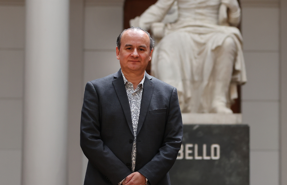 Vicerrector Christian González-Billault