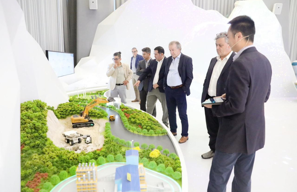 La visita busca explorar y fortalecer alianzas en materia de innovación, tecnología e investigación con actores públicos y privados.