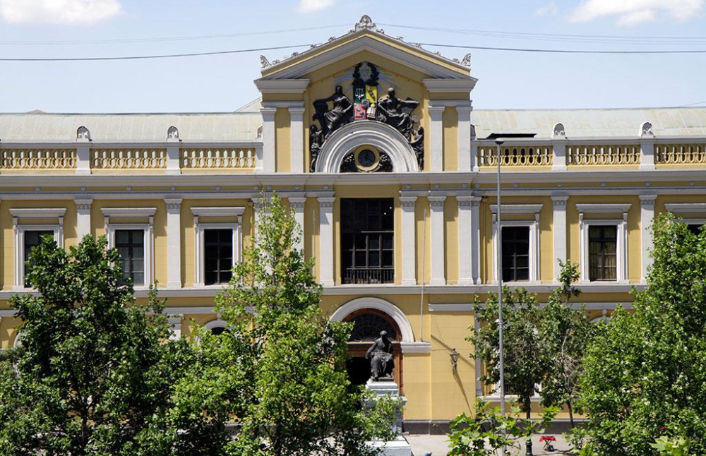 La Universidad de Chile lideró la adjudicación en el territorio, con 121 proyectos seleccionados como institución principal y 61 como asociada, incrementando un 26% su tasa de adjudicación en relación con 2023.