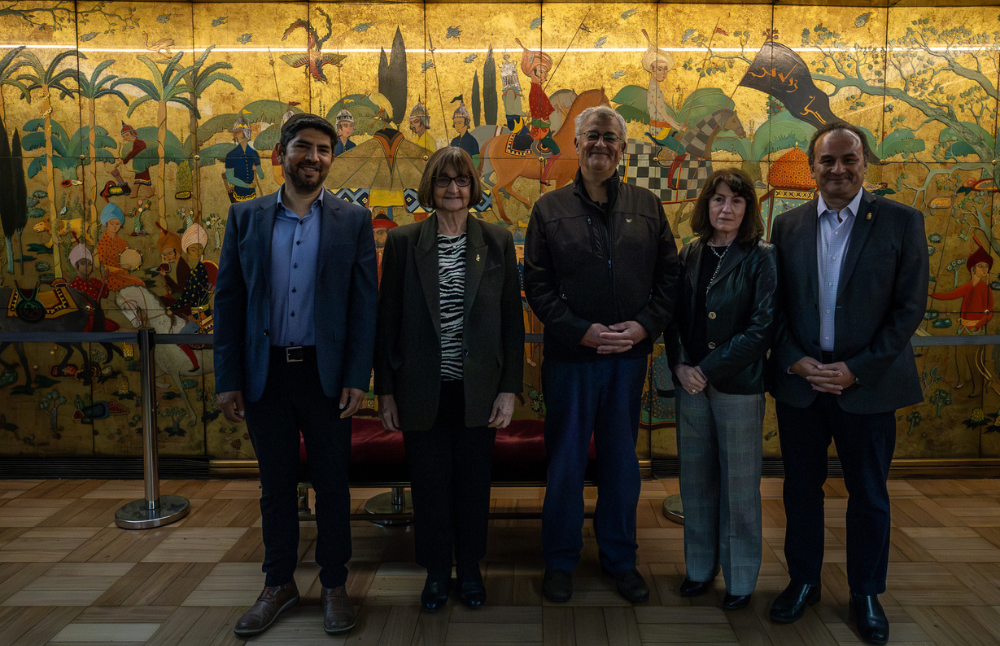 La máxima autoridad de la Casa de Bello invitó “a toda la comunidad universitaria y a la ciudadanía en general a participar de las múltiples actividades gratuitas y abiertas, diseñadas por nuestras unidades académicas dedicadas al desarrollo del arte, la cultura y la creación desde sus múltiples dimensiones”.