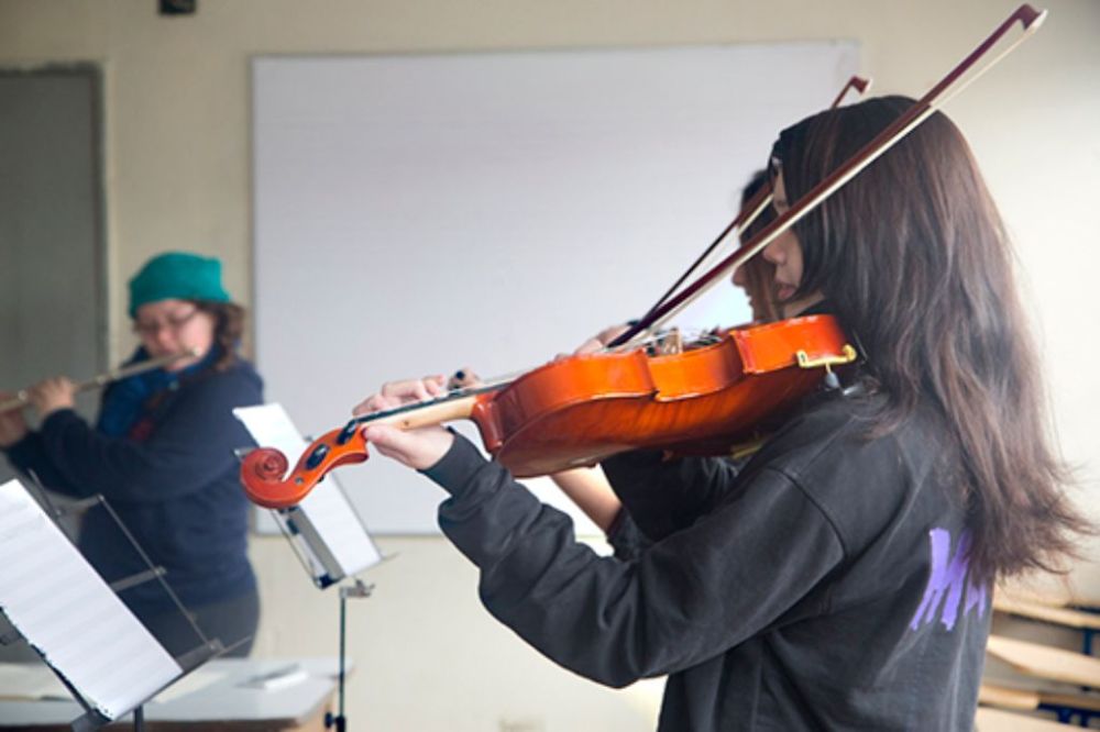 Escuela Exploratoria Artística