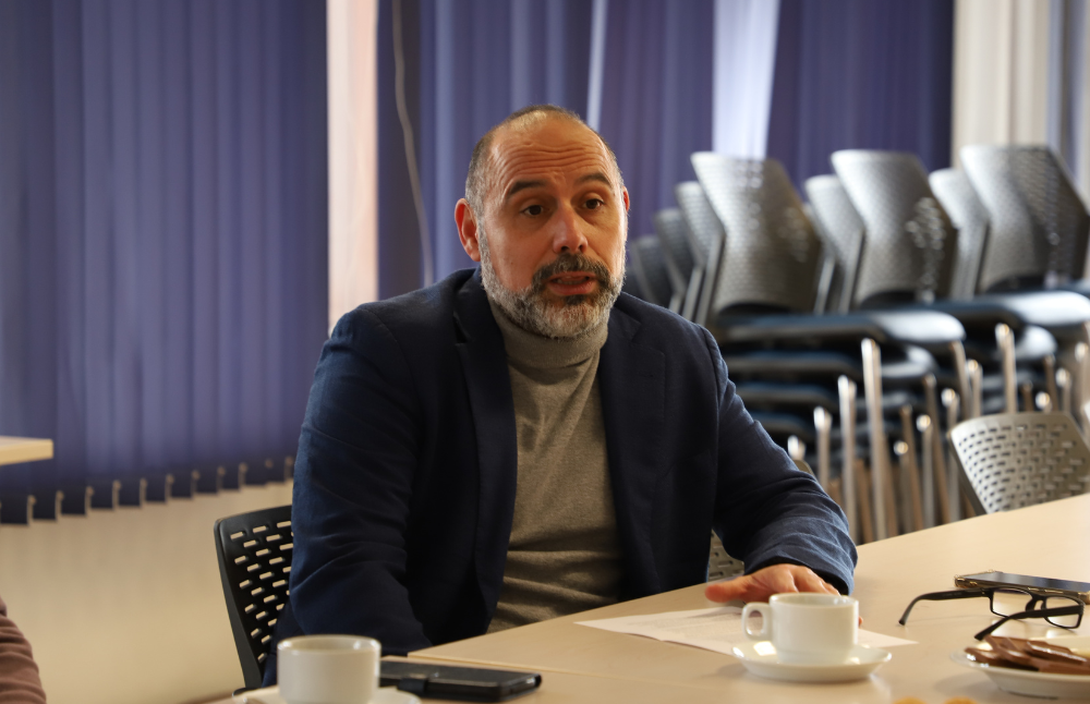 La jornada fue liderada por el director de Investigación de la Vicerrectoría de Investigación y Desarrollo, Rómulo Fuentes