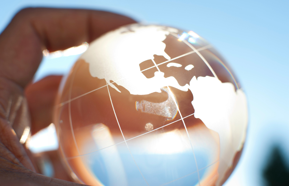 En base a estos proyectos, se logró movilizar a más de 290 académicas/os en el marco de los foros internacionales organizados gracias a las bases sentadas por la Universidad en  plataformas de colaboración, tales como Chile-Suecia, Chile-Alemania, Chile-Japón.