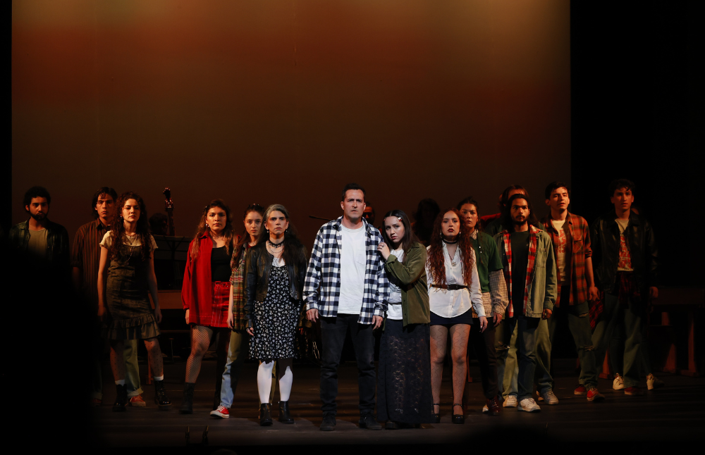 La obra "Clase abierta: homenaje a Luis Advis", inauguró el Foro de las Artes, el pasado 2 de octubre.