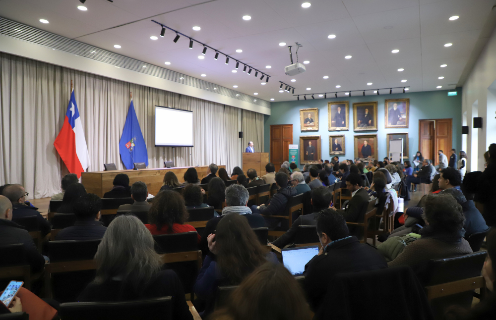 U. de Chile invita a repensar el futuro y las capacidades de articulación para el desarrollo de las políticas públicas 