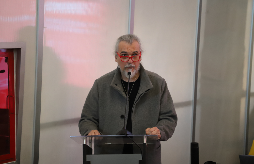 El director de la Escuela de Danza de la Universidad de Chile, José Miguel Candela.