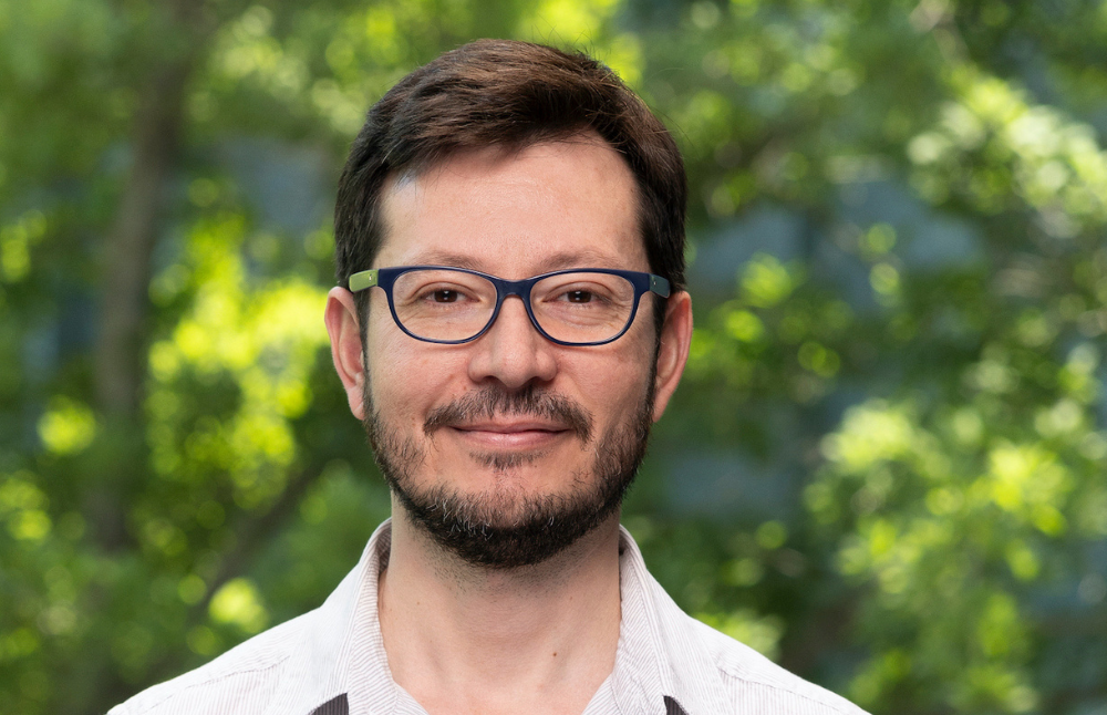 Según el académico del Departamento de Geofísica UCHILE, investigador del Centro de Ciencia del Clima y la Resiliencia (CR2) y director del proyecto, Rodrigo Seguel, esta iniciativa surge a partir de la experiencia de un proyecto Fondequip Mediano adjudicado en 2019.