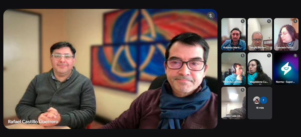 Rafael Castillo, director de SISIB, junto a Alejandro Morales Vargas, jefe de la Unidad de Medios Digitales